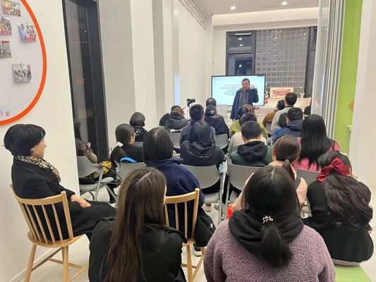 初心合伙人|活動回顧：與“莘”愛的你，共話中歐文學